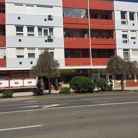 Marika apartman Hajduszoboszlo Bagian luar foto